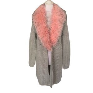 Lilly Pulitzer Medium Gray Knit Open Front Cardigan Pink/Black Faux Fur Collar